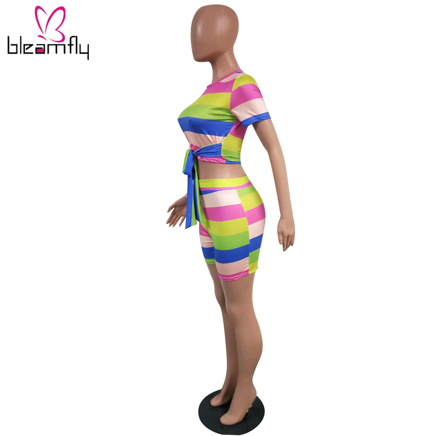 2019 женские летние костюмы новинка яркие полосы завязываются топ и шорты костюм