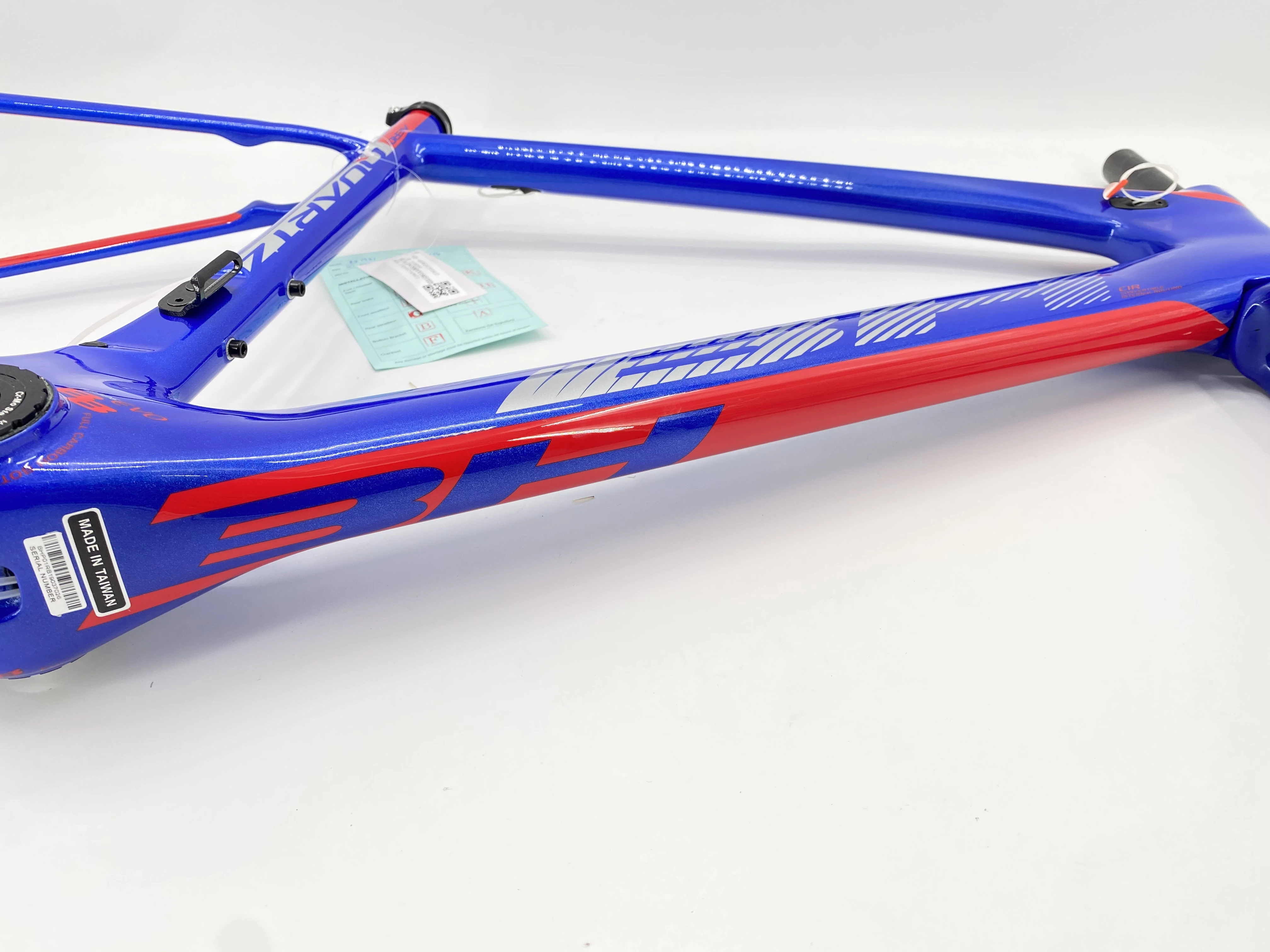 

BH Quartz Aero Road Bicycle Frame Carbon Brazing Road Bicycle Frame