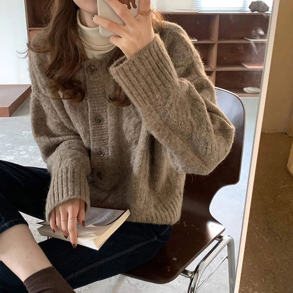 

2021 Autumn Winter Short Women Sweater Coat Solid Color Long Sleeve Warm Korean Fashion Single Breasted Knit Cardigan
