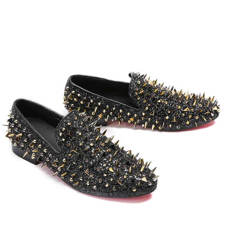 Мужские блестящие туфли с заклепками Туфли-лодочки Новые мужские модные