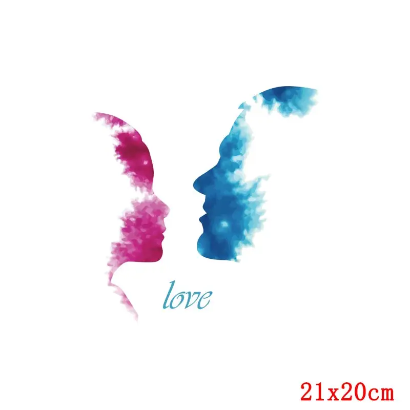 Термотрансферная аппликация с надписью Love|Заплатки| |