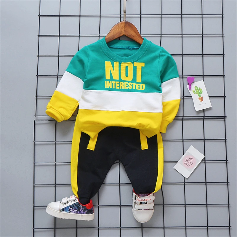 

Spring autumn long-sleeved children's suit baby boys long-sleeved hooded cotton sweater pants two-piece suit