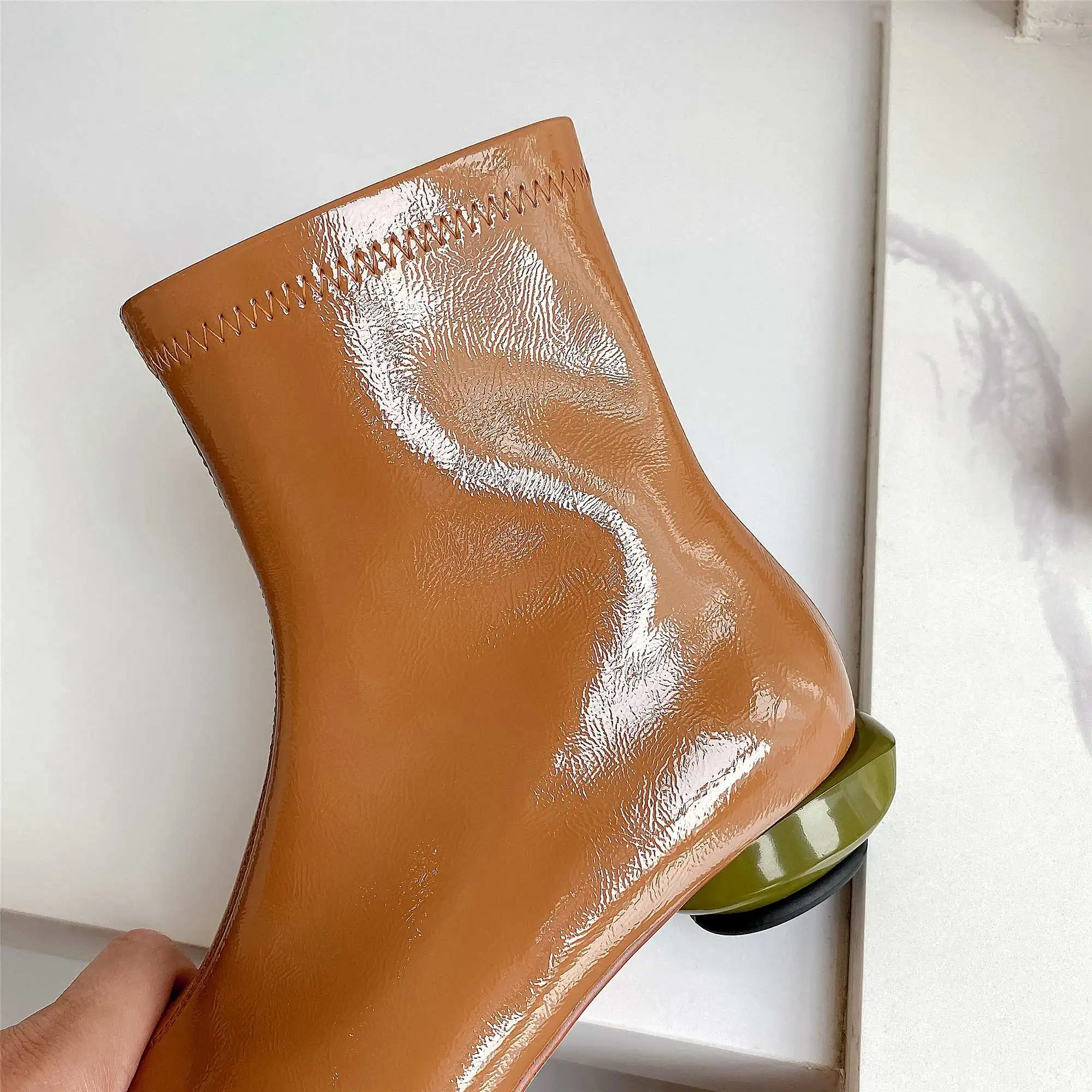 

Lenkisen Chelsea boots high quality european design small square toe med strange heel zipper pretty girls mature ankle boots L60