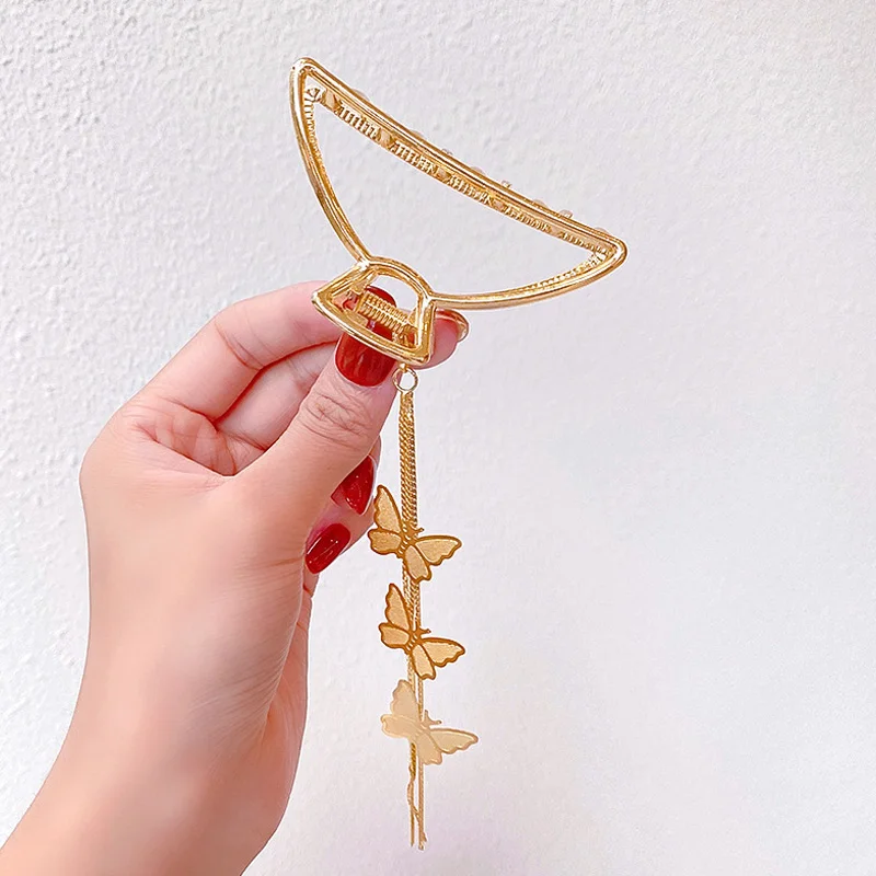 

Women Girls Large Size Geometric Hair Claw Clamps Metal Butterfly Shape Hair Claw Clip Solid Color Hairpin Hair Accessories