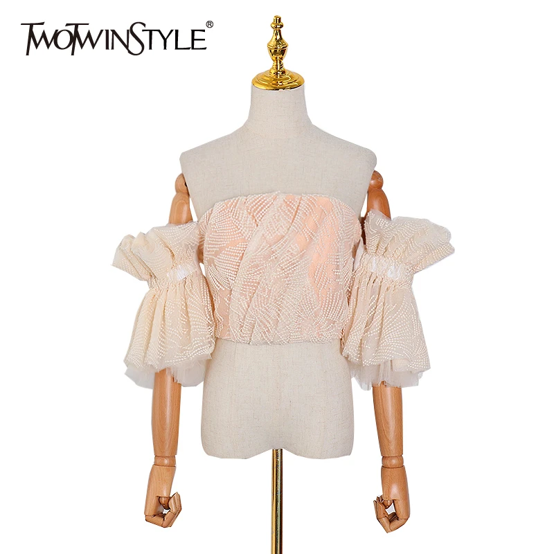 Рубашка без бретелек TWOTWINSTYLE женская с открытыми плечами вышивкой рюшами и