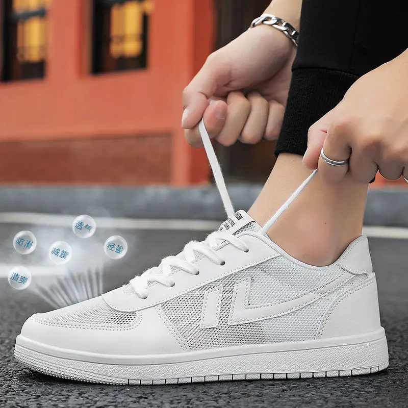 

2021 spring and summer couple breathable boys canvas shoes antiskid flat shoes Korean fashion large wear-resistant casual shoes