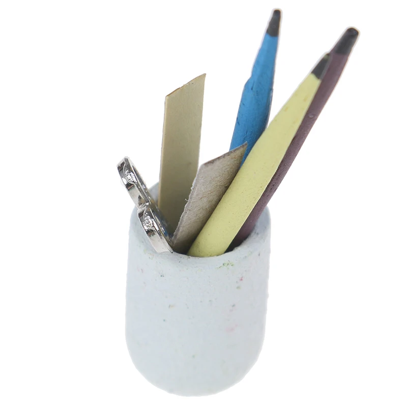 

1:12 Миниатюрный держатель для кукольного домика с линейкой-карандашом и ножницами