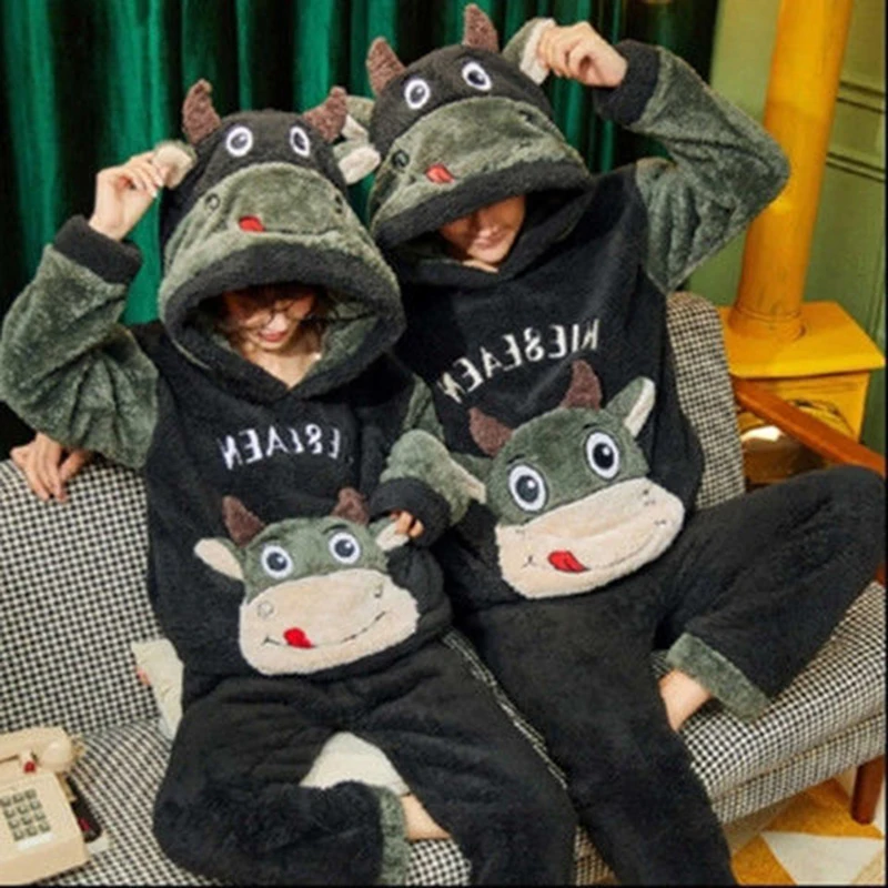 Коралловые кашемировые пижамы для пар зимняя одежда с длинными рукавами мужчин и