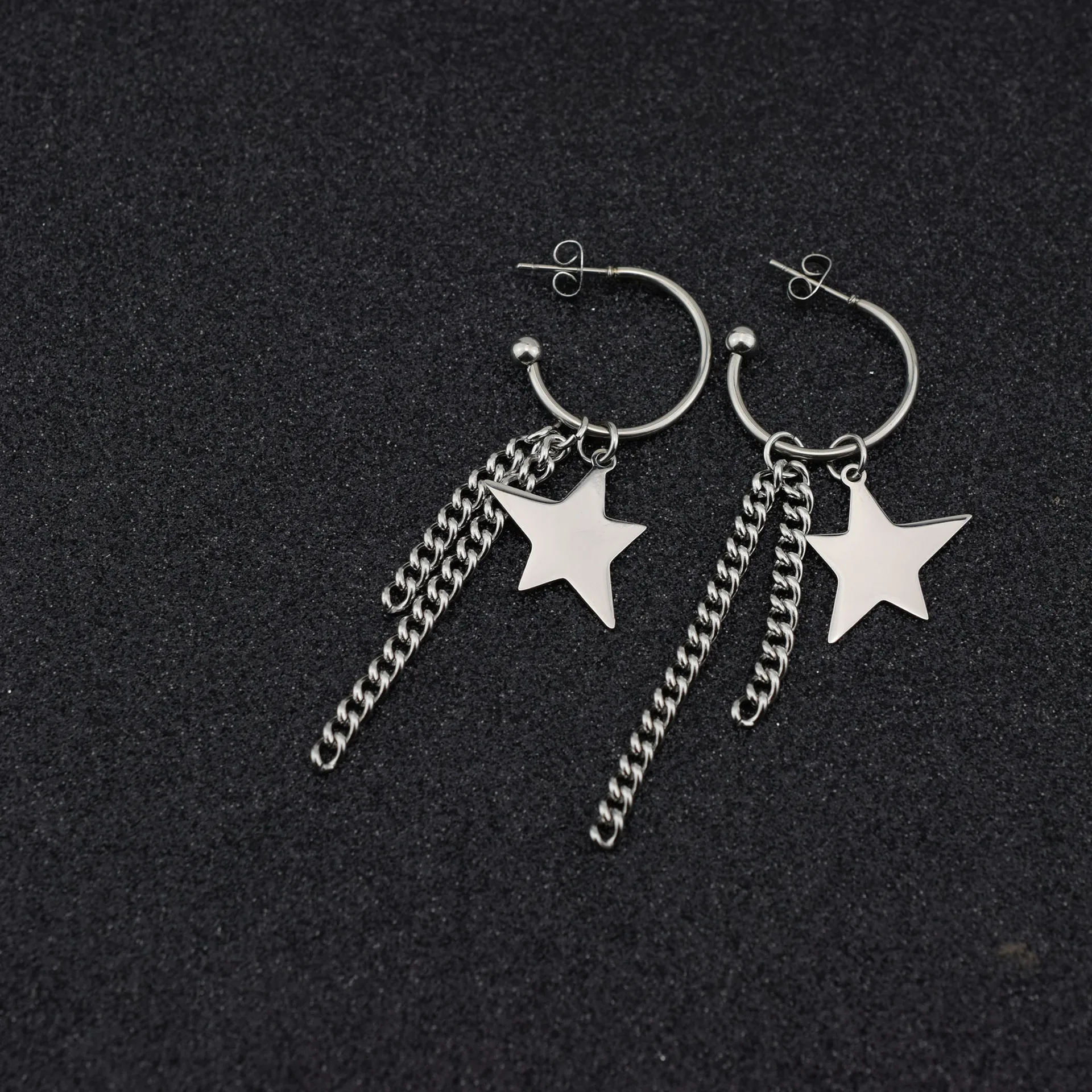 

2021 New Fashion European And American Fashion Five-Pointed Star Tassel Stud Earrings For Women Hoop Earrings Wedding Jewelry