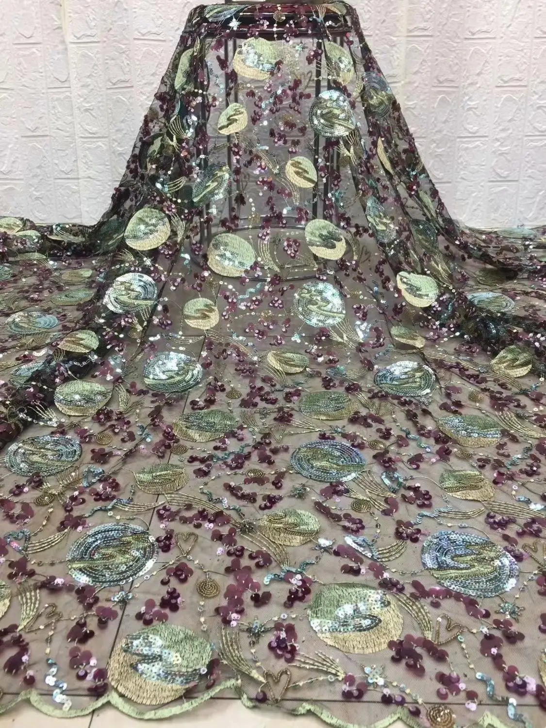 

Unique Design French Lace Sequins Tulle Embroidery Fabric Good Quality Mesh Garment For Dress Sewing Materials Decoration