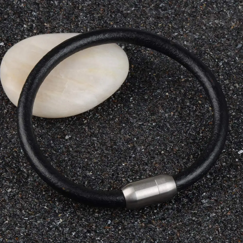 

Fashion Leather Bracelet Stainless Steel Magnetic Clasp Charm Handmade Braided Simple High Quality Bangles For Men