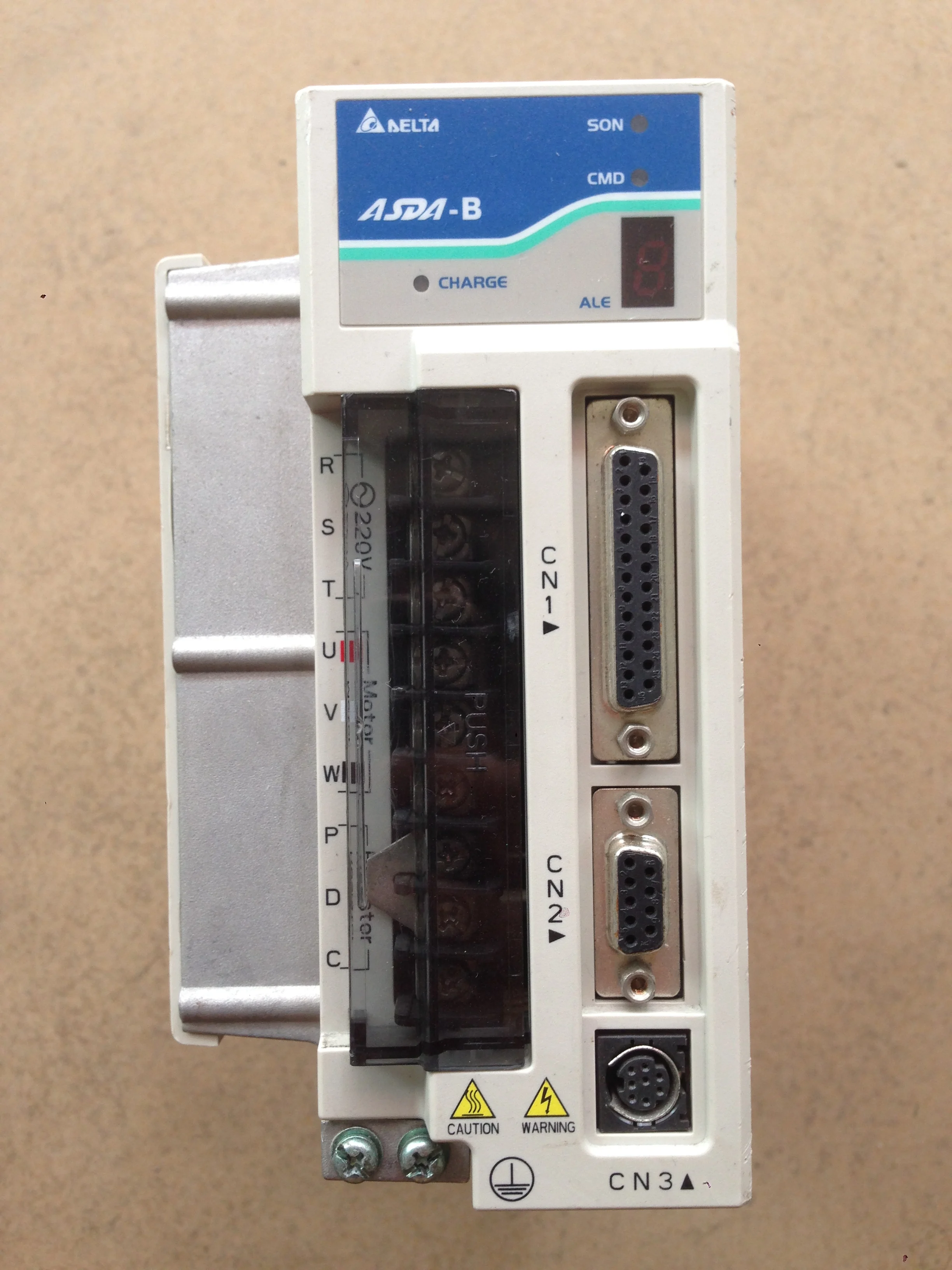 

ASD-B1521-A , servo driver ; used one, 85 % appearance new ; 3 months warranty , freely shipping