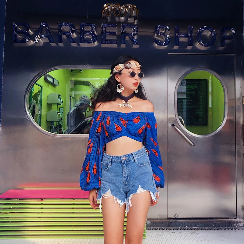 

Женская летняя островная одежда с фольклорным принтом, топ в стиле хиппи с открытым воротником-лодочкой и рукавами-фонариками