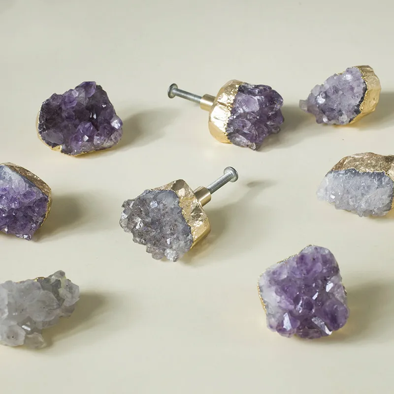 Ручки из латуни с натуральным аметистом в скандинавском стиле золотая для шкафа