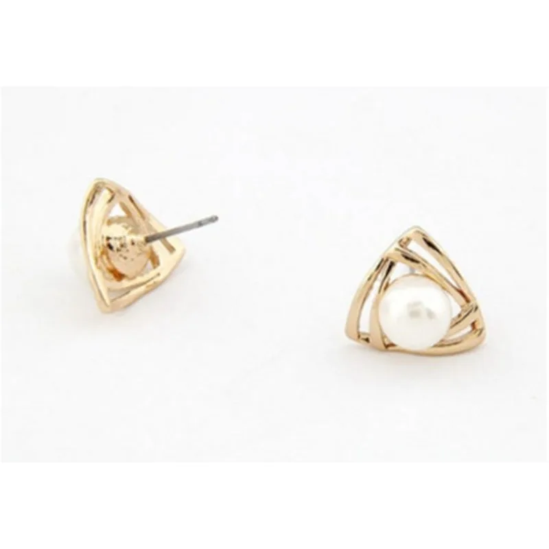Новые серьги в Корейском стиле треугольные жемчужные серьги-гвоздики для женщин