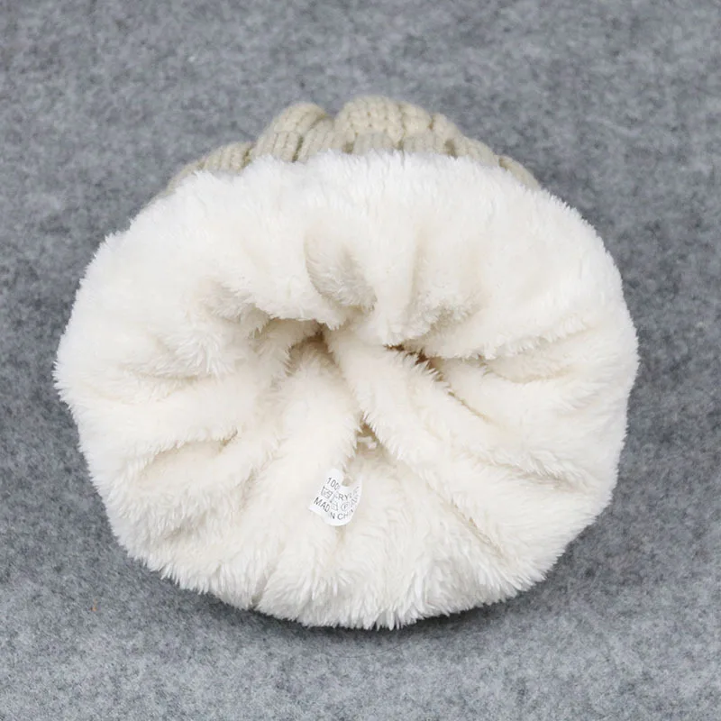 

Autumn winter couples plus velvet knit hats Men and women Solid color Skullies Beanies outdoor thick warm Twist Weaving cap Z174