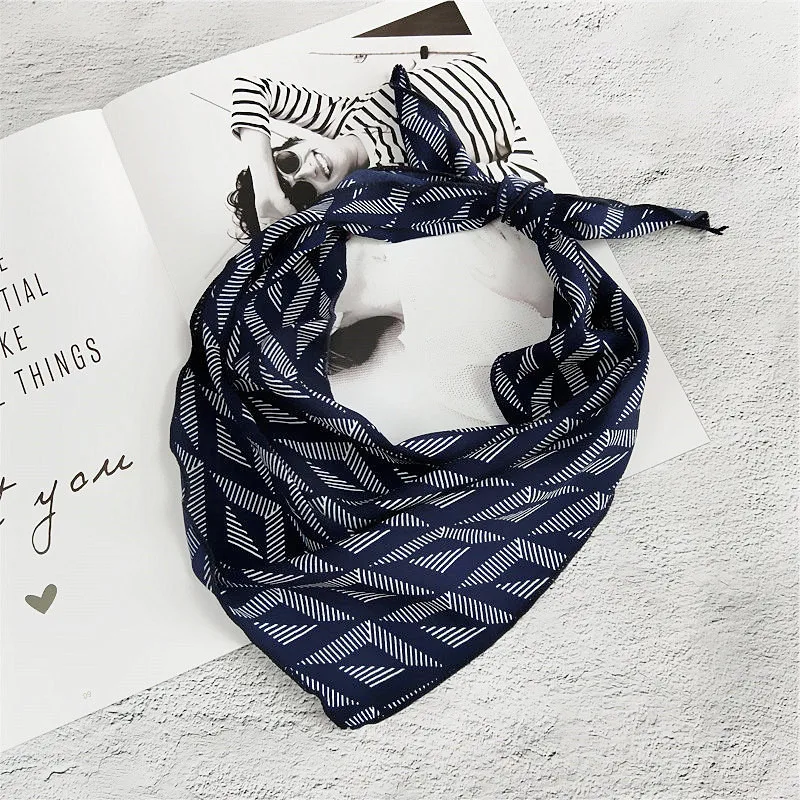 Женский шифоновый шарф маленький треугольный для девушек аксессуар шеи весна