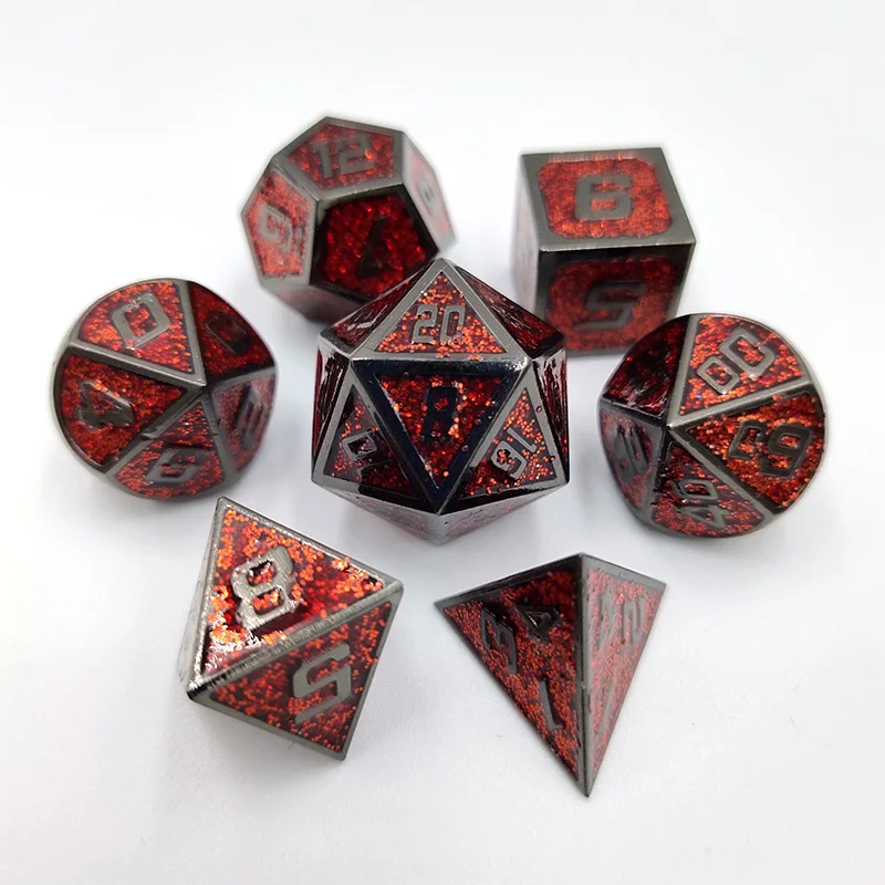 Новые высококлассные металлические полигедрические игральные кости