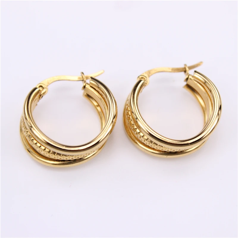 

2022 new Stainless steel Hoop earrings 20mm fashion accessories Suitable to wear Safe without fading retail wholesale LH921