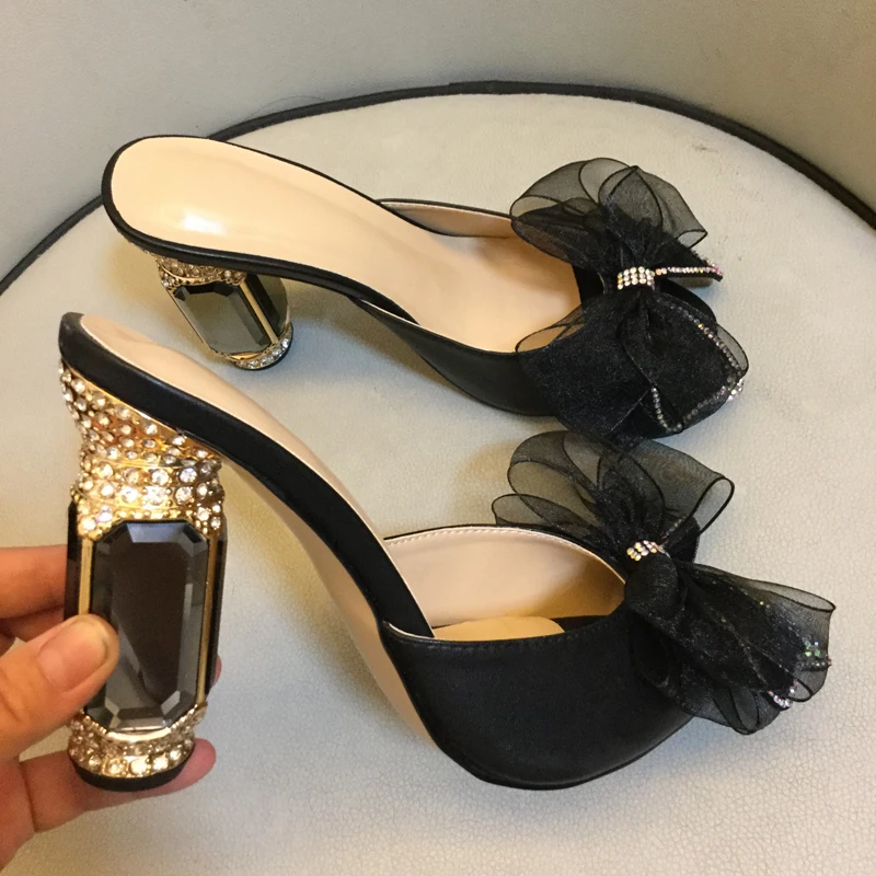 Suede Black Летние Стразы босоножки Под платье; платье из органзы Бисер украшенный галстук-бабочка; торжественная обувь; женские вечерние туфли на высоком каблуке; шлепанцы без задника с открытыми пальцами - Цвет: Suede Black