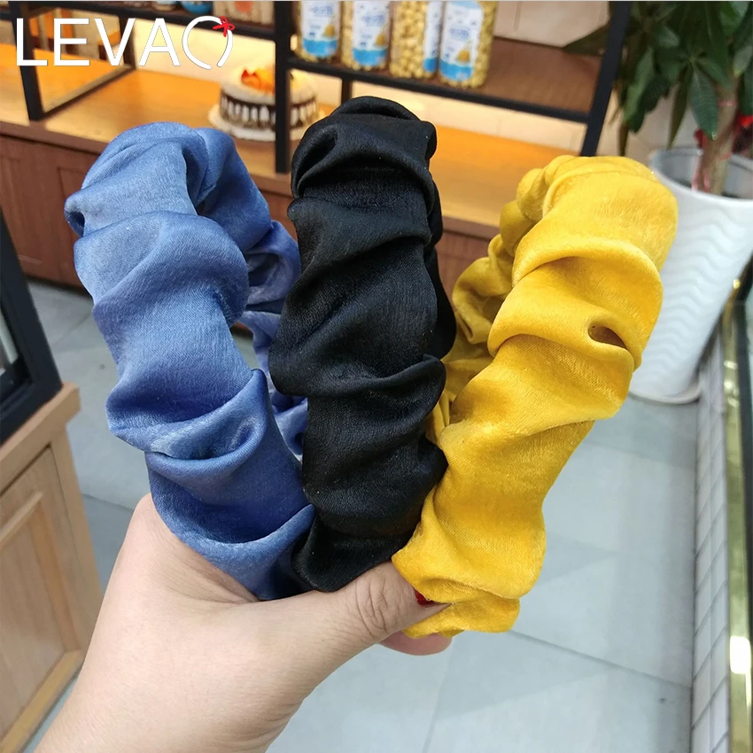 Женская плиссированная повязка на голову Levao блестящая атласная с широкими