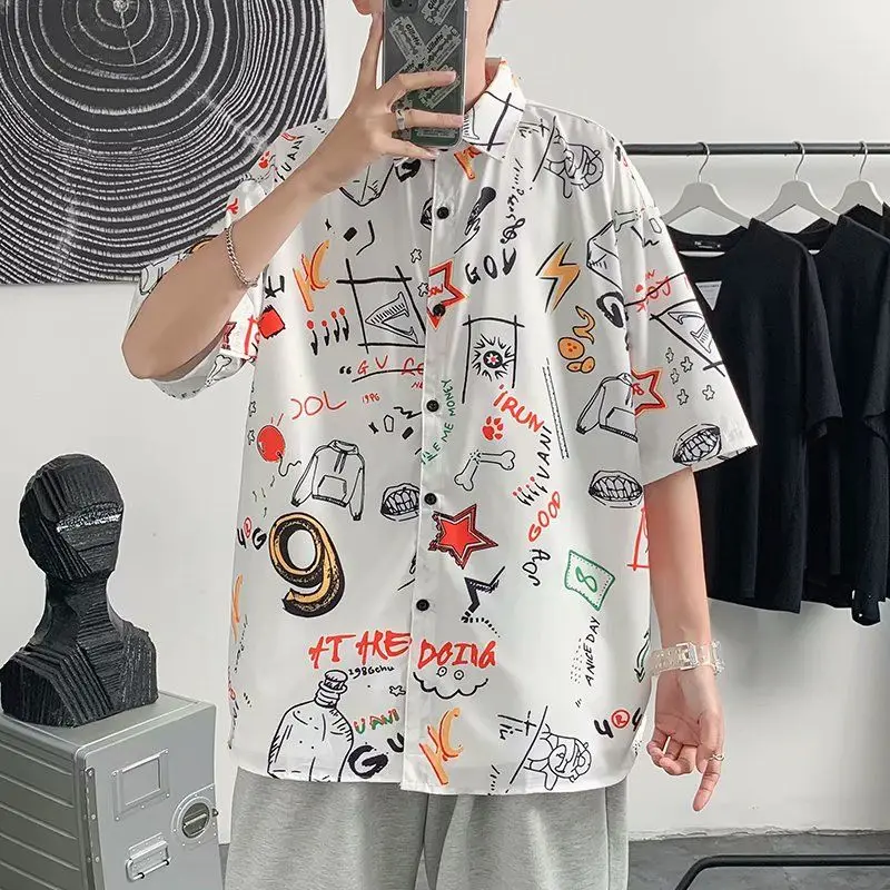 

Men Shirt Korean Trend Japanese Students Design Sense Small Print College Sport Streetwear Recommend The New Listing