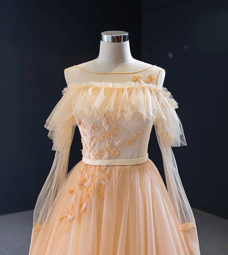 Женское вечернее платье с длинным рукавом круглым вырезом и шлейфом | Свадьбы