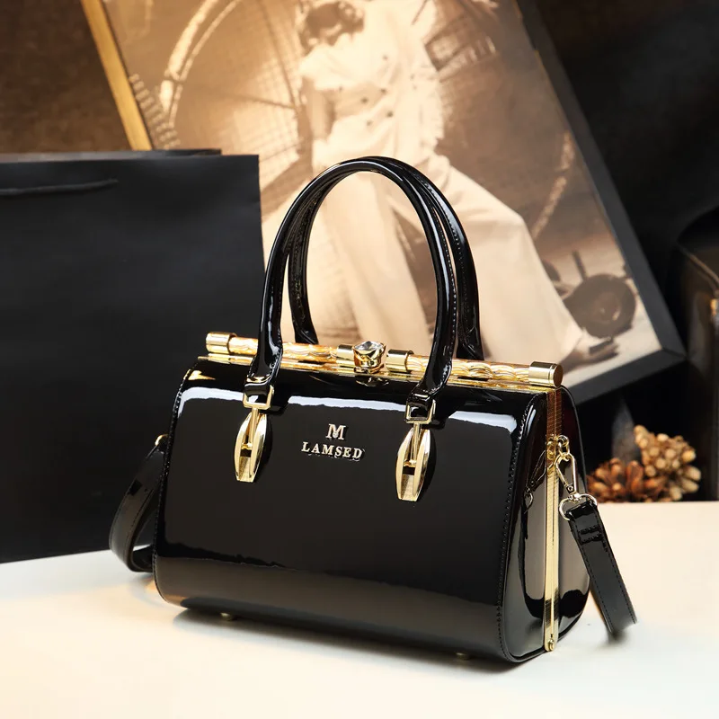 

Luxury Designer 2021 New Fashion Ladies High-quality Leather Snake Print Large-capacity Pillow Handbag Crossbody Shoulder Bag Cc