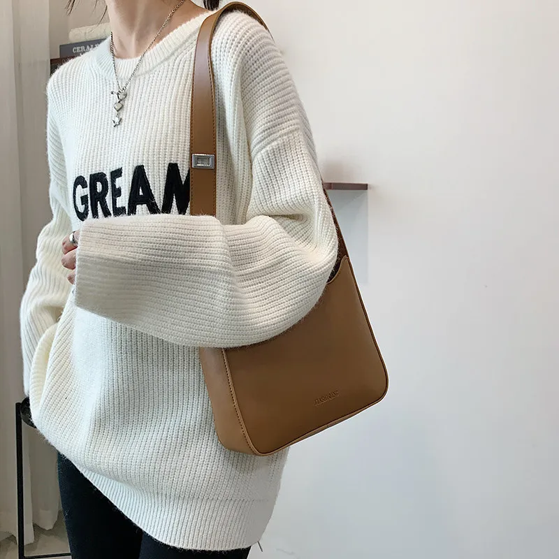 

2021 new women's bag leisure ins msenger bag simple fashion armpit bag