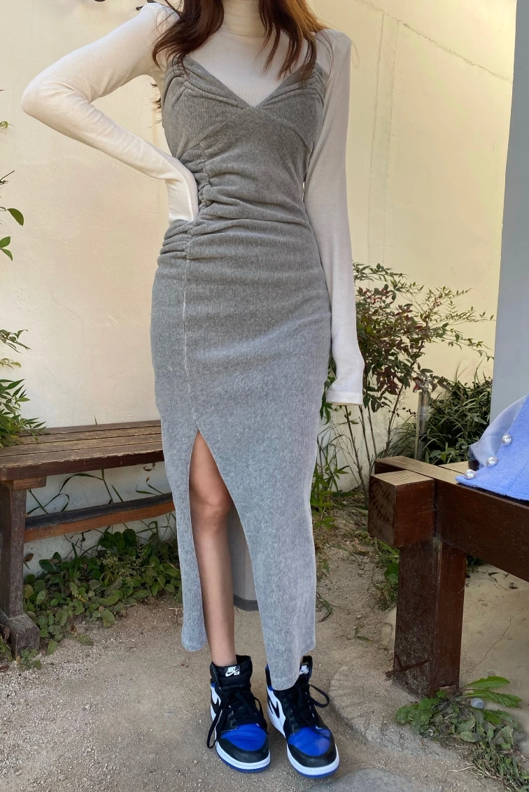

South Korea 2020 sling V-neck elastic corduroy thickened waist irregular dress