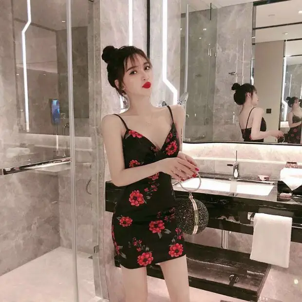 

Nightclub Women's Clothing Fall/Winter 2020 Sexy Deep V Low Cut Dress Fashion Printed Sling Sheath Bottom Short Skirt