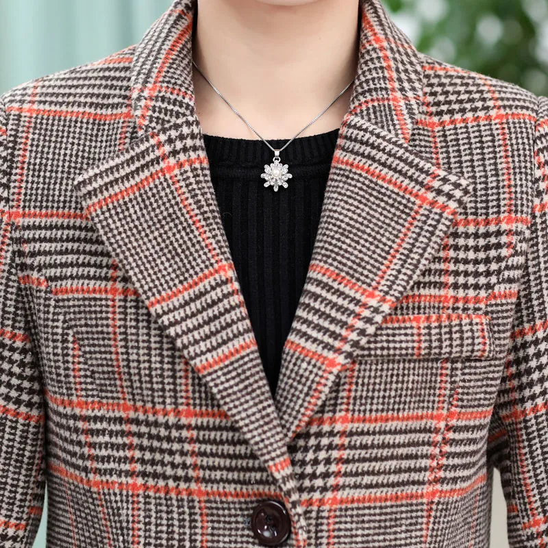 

Women Spring Autumn Suit jacke Fashion Slim Casual Lattice Blazer Female Middle-aged Mother Plus Size Short Outerwear Top R254