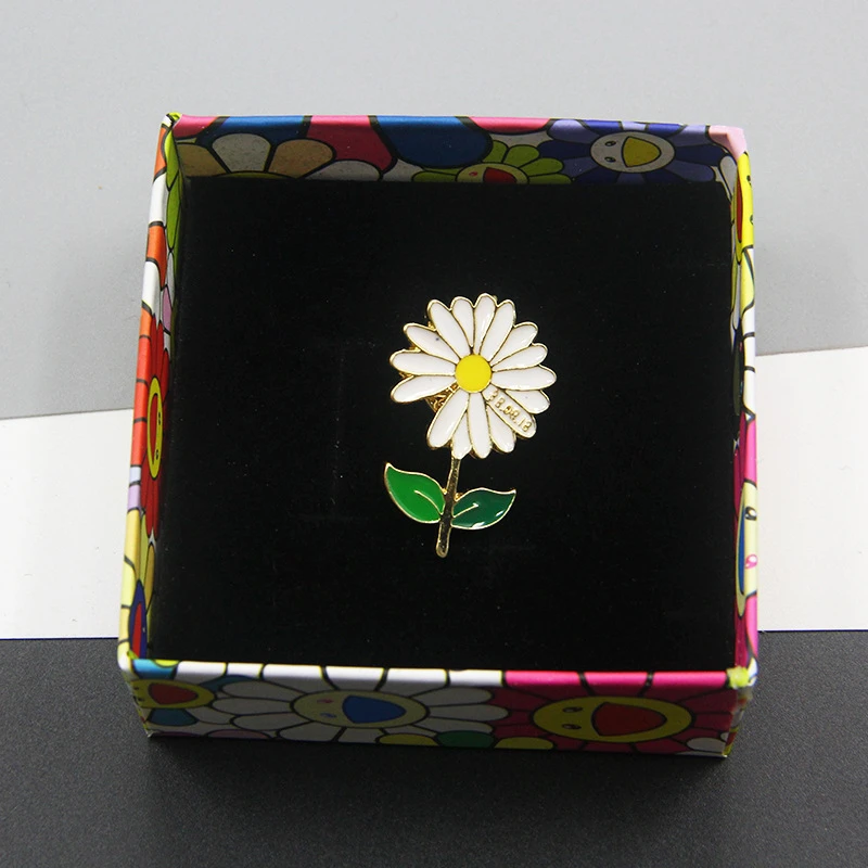 Теории Большого взрыва известная дракон броши ромашки INS полностью покрыто