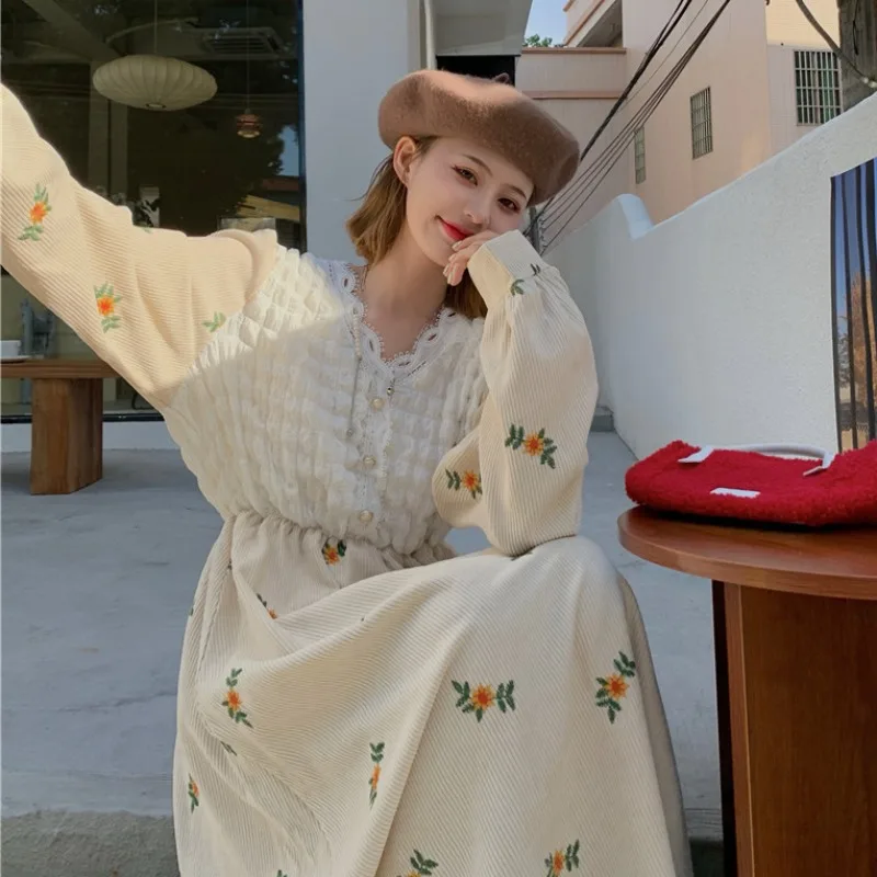 

Женское платье средней длины Sannian, Осеннее кружевное платье с жемчужными пуговицами и цветочной вышивкой в стиле ретро