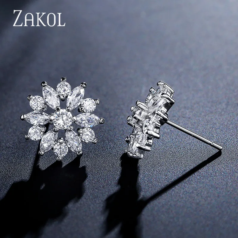 Модные серьги-гвоздики ZAKOL в виде цветов с прозрачным кристаллом циркония для