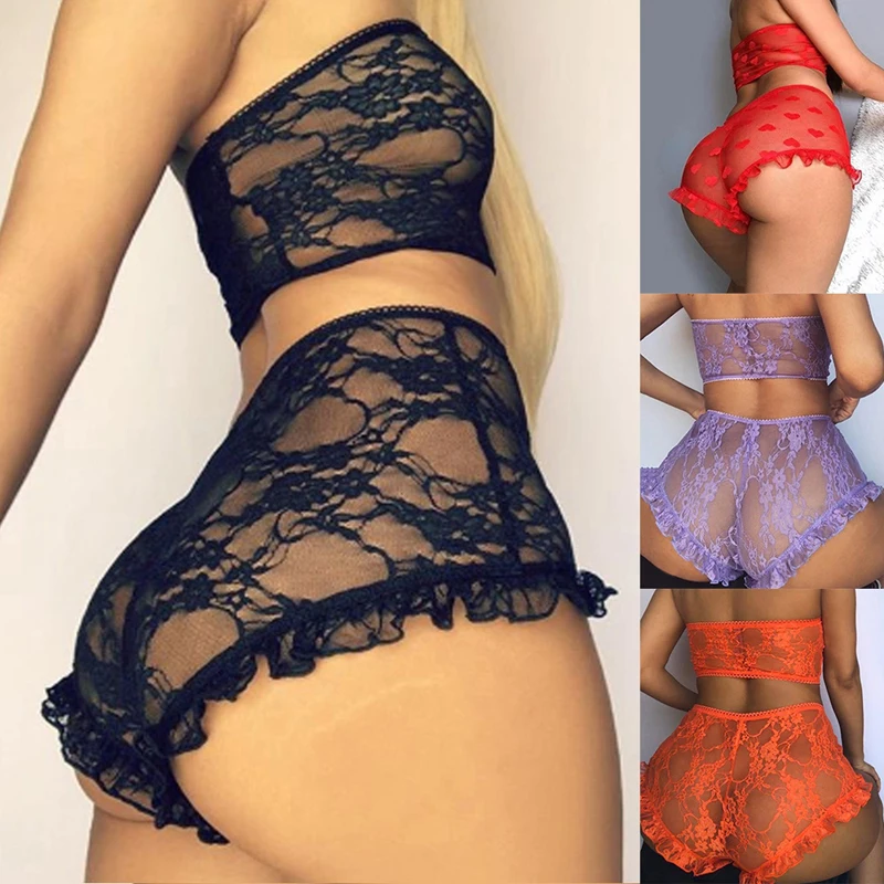 

Комплект женского кружевного нижнего белья из бюстгальтера с высокой талией и трусиков