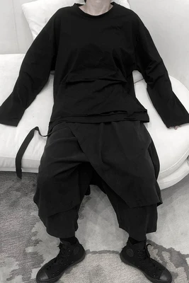 

Black Wind Cut Hole Mourning Department Solid Color Long-sleeved T-shirt Spring 2020 Clothing Clothing Clothing Clothing Cloth