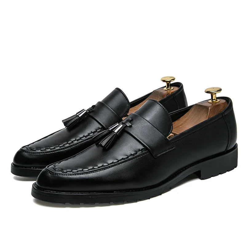 Мужские деловые туфли QWEDF с бахромой кожаные Мужская Брендовая обувь
