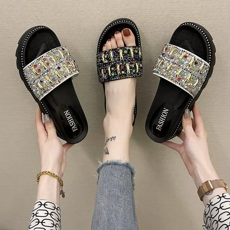 

Women Slides Rhinestones Shining Crystal Slippers Outdoor Round Head Flat Casual Slippers Zapatos De Mujer String-bead Slippers