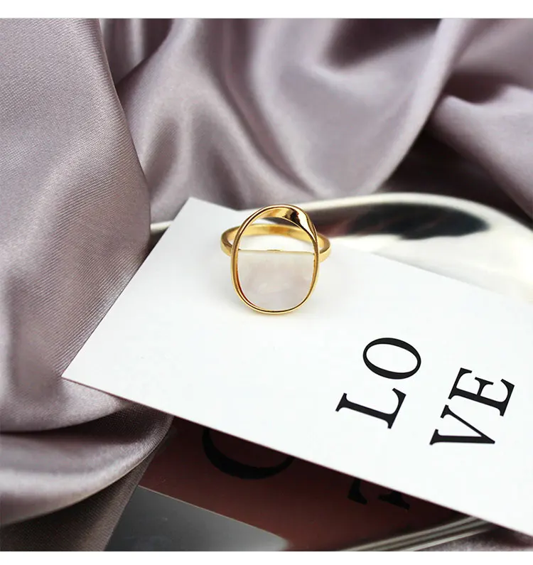 Элегантное модное кольцо овальное женское обручальное с геометрическим
