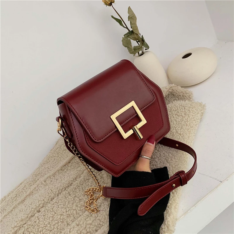Маленькая сумка с клапаном для женщин 2020 Кожаная мини женская через плечо