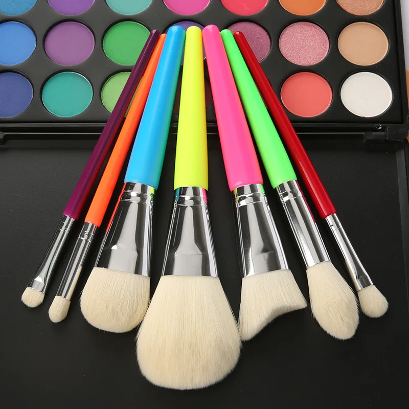 

OUBLDIOR 7pcs Colorful Makeup Brushes set Beauty Cosmetic brush Tools Fibre Hair Wood Handle Eye shadow powder Makeup Brush Set
