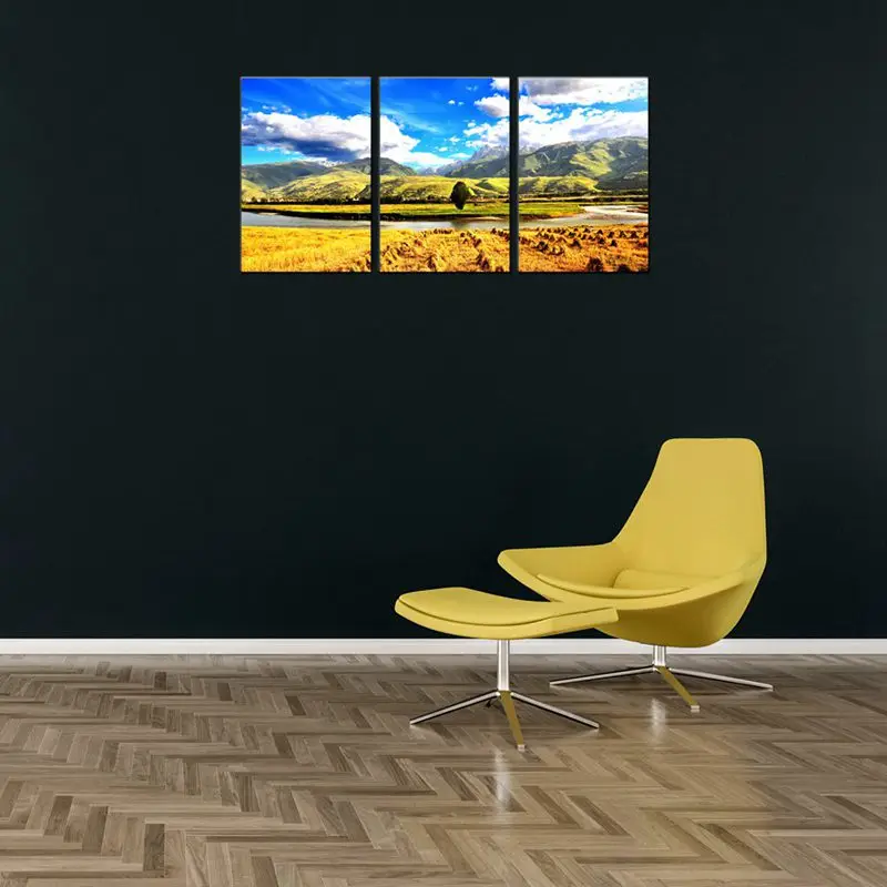 Пейзаж картина волшебное Вишневое дерево в вулканах печать на холсте