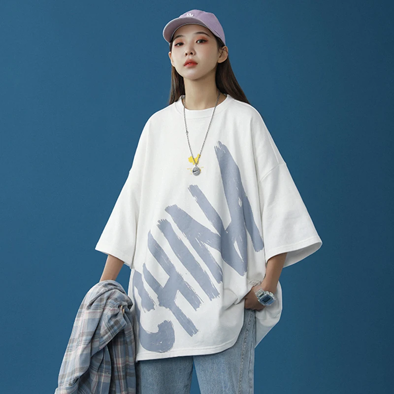 

Popular Women Black Letter Loose Big Size T-shirt New Round Neck Short Sleeve Fashion Tide Spring Summer 2021 s827