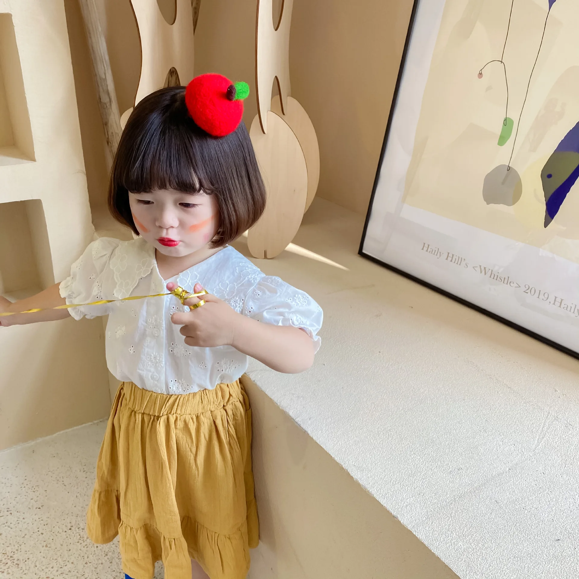 

Новинка лета 2021, блузка для маленьких девочек, корейские Детские Ажурные кружевные милые рубашки для девочек, детская одежда, хлопковые руб...