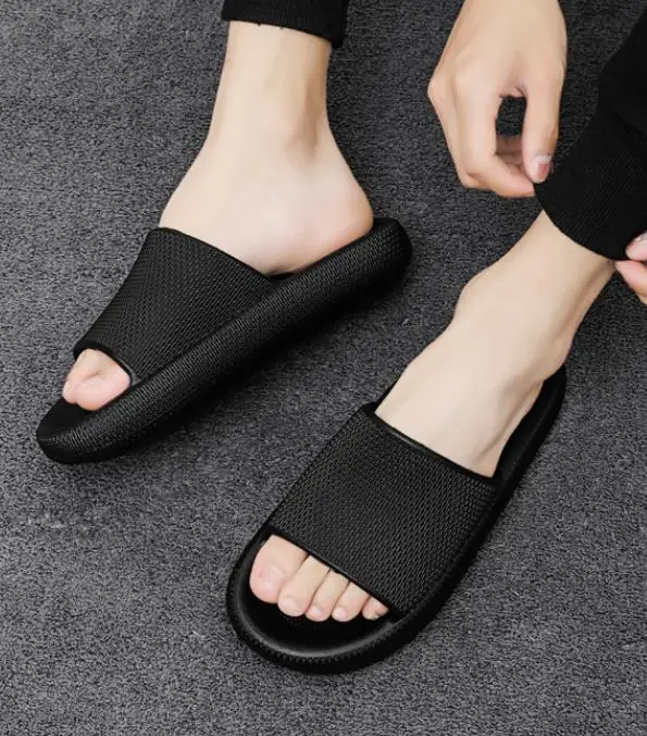 

Summer slippers men's trend to wear beach flip-flops ladies indoor non-slip sandals and slippers