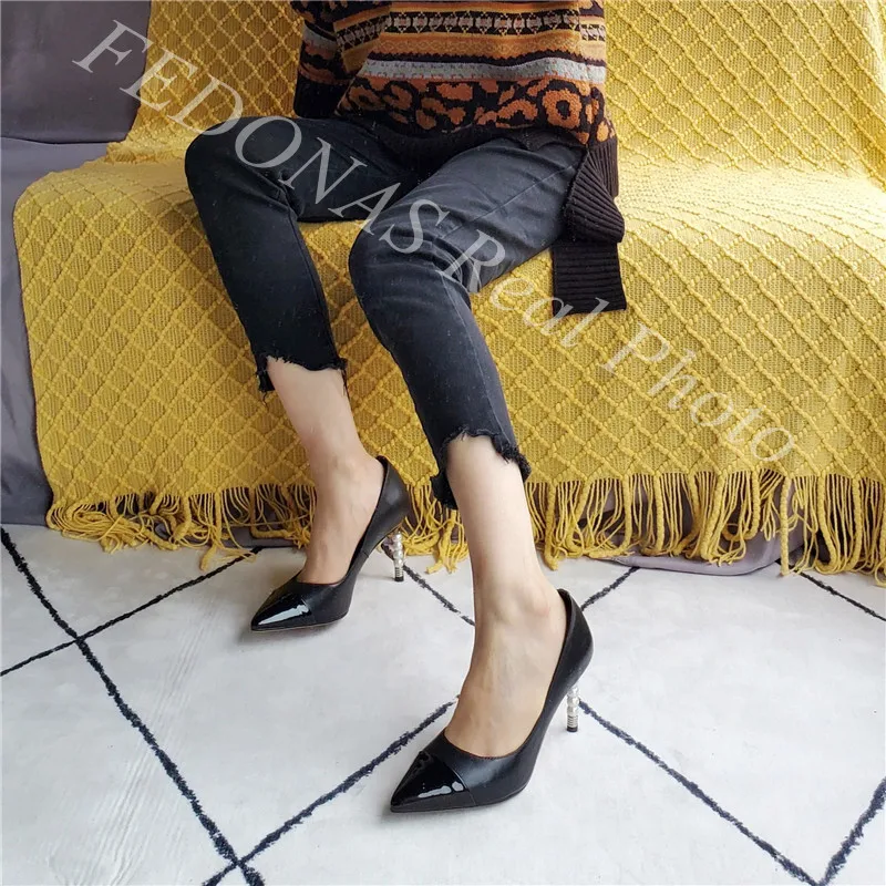 

FEDONAS Newest Genuine Leather Women Shoes Pearl High Heels Pumps Sexy Wedding Party Sandals Spring Summer Quality Shoes Woman