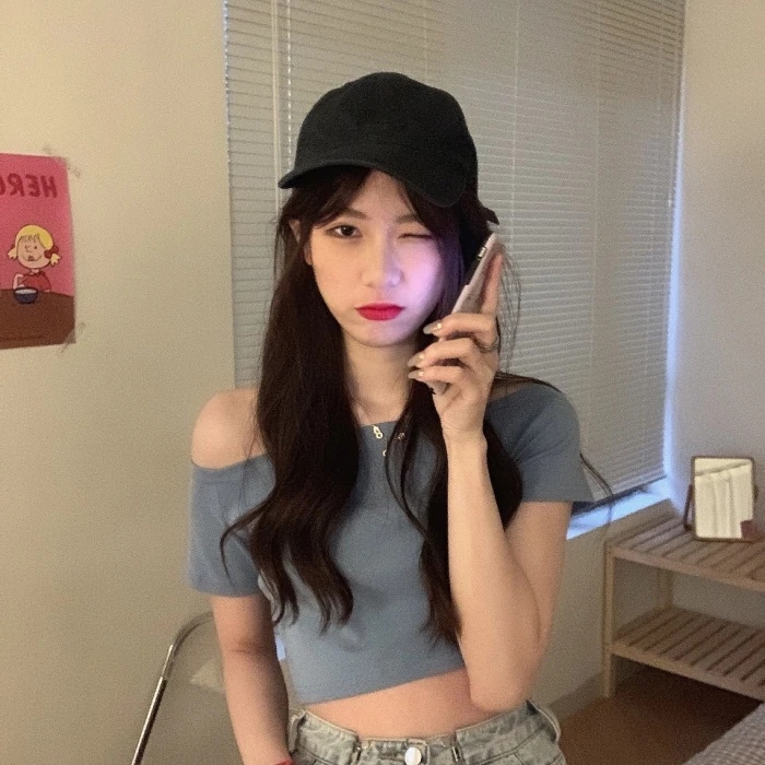 

2021 Summer Women T Shirt Short Sleeve Crop Tops Sexy Slash Neck Woman Tshirts Korean Style White Fashion Women Clothing WPY3068
