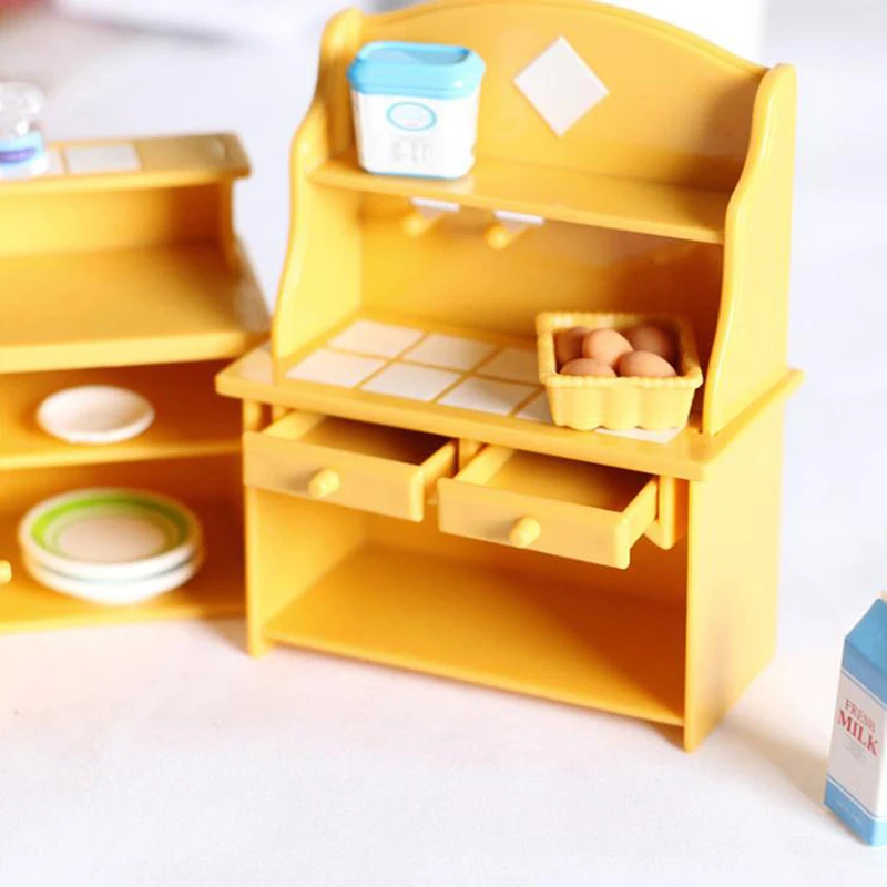 Plastic Mini Bathroom Miniatures Furnitures Kits Set For DIY DollHouse Kids Toy Decor Doll Gift for Children |