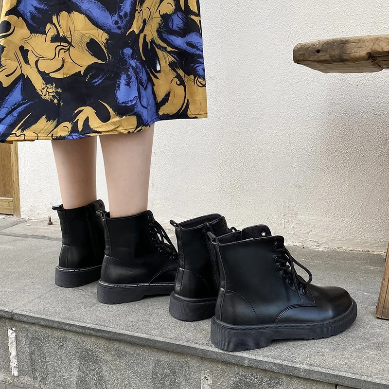 

High Quality Ladies Martin Boots Round Toe Thick Heel Platform Boot Winter British Style Women's Shoes Outdoor Motorcycle Casual